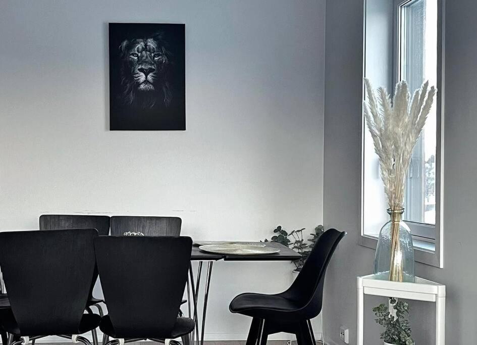 New Magnificent View Apartment Near The Centre Tromsø Dış mekan fotoğraf